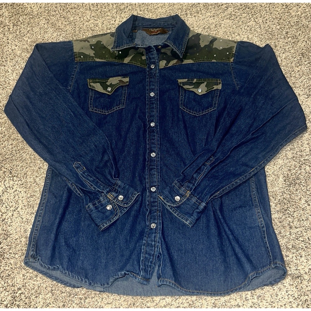Walls‎ Ranch Wear Denim Western Shirt Camo Bedazzled Button Up